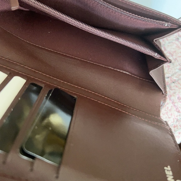 CHANEL LAMBSKIN WALLET ~ NWT ~ PRICE IS FIRM🌹 - Picture 12 of 13